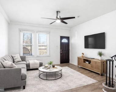 11 E Atlantic Avenue - Photo Thumbnail 3