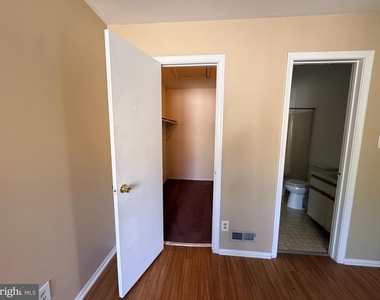 1403 Britton Place - Photo Thumbnail 10