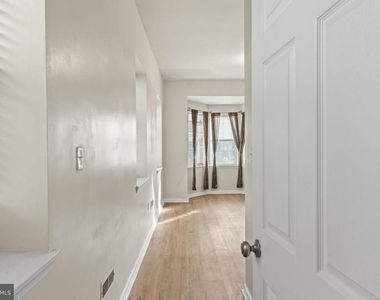 614 Benson Street - Photo Thumbnail 22