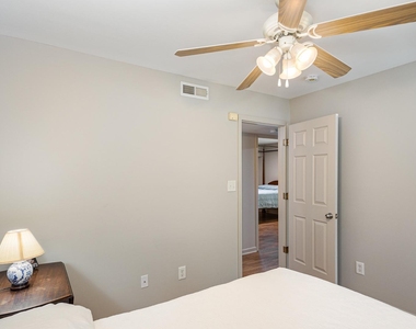 2216 Myron Drive - Photo Thumbnail 16