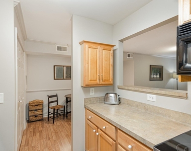2216 Myron Drive - Photo Thumbnail 10