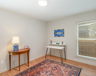 2216 Myron Drive - Photo Thumbnail 18