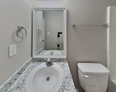 2012 Laurel Leaf Road - Photo Thumbnail 12
