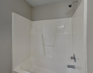 2012 Laurel Leaf Road - Photo Thumbnail 8