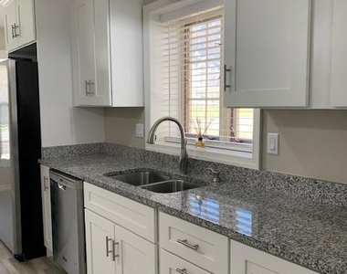 48005 Mayflower Drive - Photo Thumbnail 16