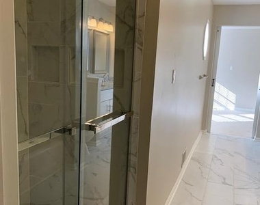 48005 Mayflower Drive - Photo Thumbnail 22