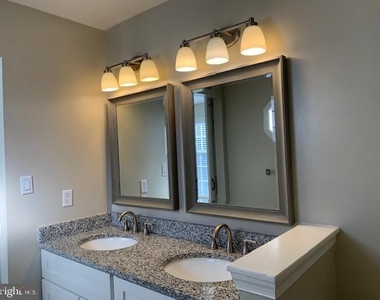 48005 Mayflower Drive - Photo Thumbnail 19