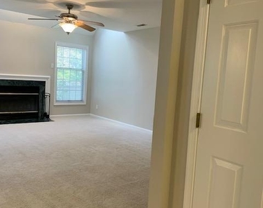 48005 Mayflower Drive - Photo Thumbnail 7