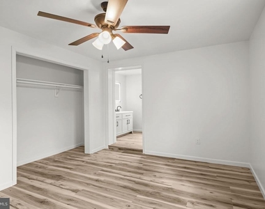 19717 Oak Court - Photo Thumbnail 10