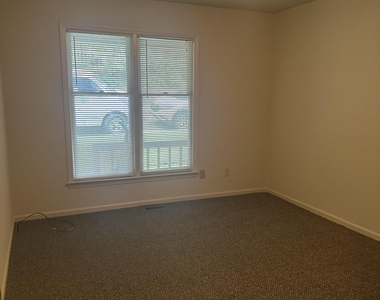 5104 Vann Street - Photo Thumbnail 7