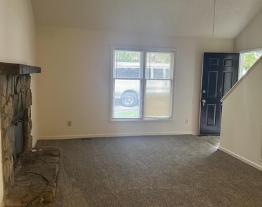 5104 Vann Street - Photo Thumbnail 1