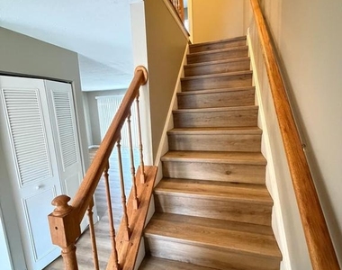 4621 Langston Drive - Photo Thumbnail 6