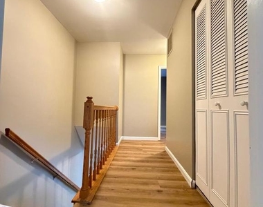 4621 Langston Drive - Photo Thumbnail 7