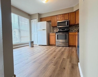 4621 Langston Drive - Photo Thumbnail 2