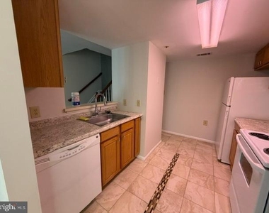 14312 Bowsprit Lane - Photo Thumbnail 1