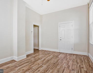 305 9th Street - Photo Thumbnail 4