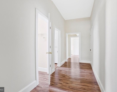305 9th Street - Photo Thumbnail 7