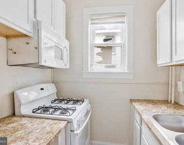 305 9th Street - Photo Thumbnail 13