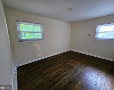 7200 Long Branch Drive - Photo Thumbnail 4