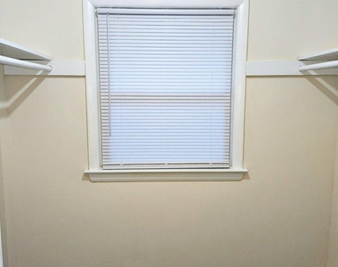 7200 Long Branch Drive - Photo Thumbnail 3