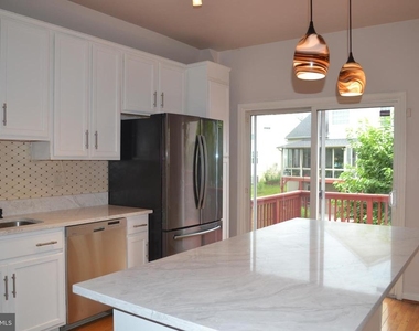 12015 Panthers Ridge Drive - Photo Thumbnail 4