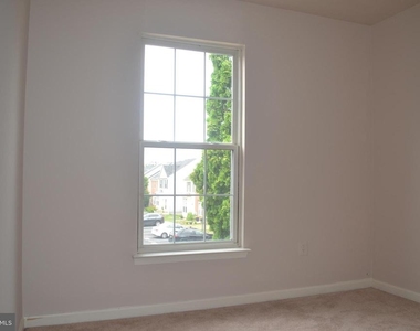 12015 Panthers Ridge Drive - Photo Thumbnail 16