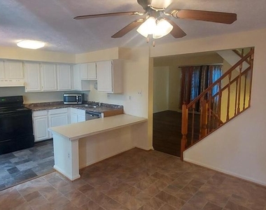 10117 Shelldrake Circle - Photo Thumbnail 14