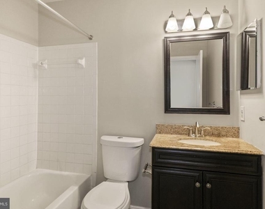 1601 Carriage House Terrace - Photo Thumbnail 10