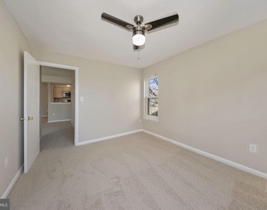 1601 Carriage House Terrace - Photo Thumbnail 12