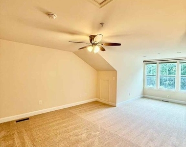 11918 Weybridge Lane - Photo Thumbnail 37