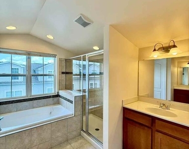 11918 Weybridge Lane - Photo Thumbnail 44