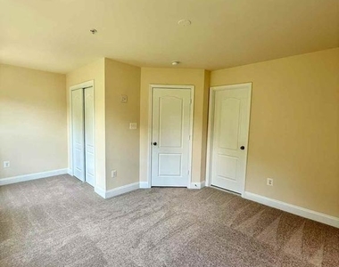 11918 Weybridge Lane - Photo Thumbnail 30
