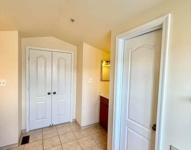 11918 Weybridge Lane - Photo Thumbnail 41