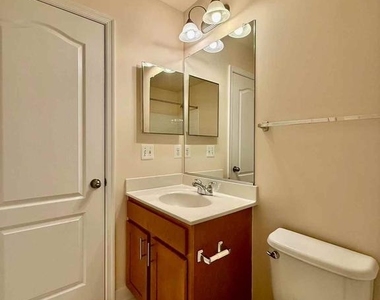 11918 Weybridge Lane - Photo Thumbnail 34