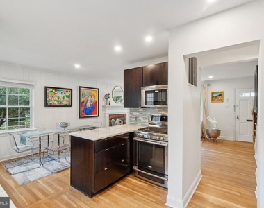 5802 Ryland Drive - Photo Thumbnail 5