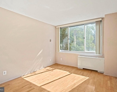 11801 Rockville Pike - Photo Thumbnail 23