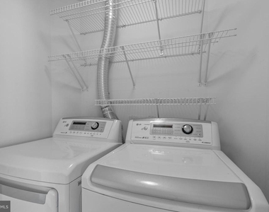 206 Heathwalk Street - Photo Thumbnail 17