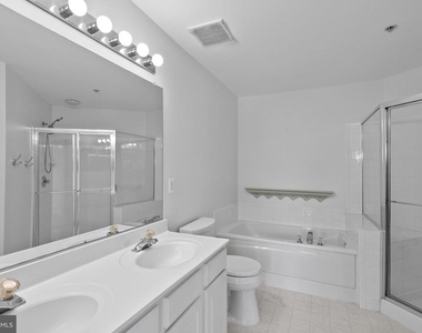 206 Heathwalk Street - Photo Thumbnail 15
