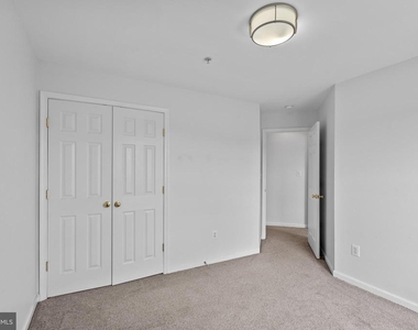 206 Heathwalk Street - Photo Thumbnail 19