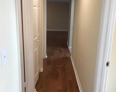 18120 Chalet Drive - Photo Thumbnail 12