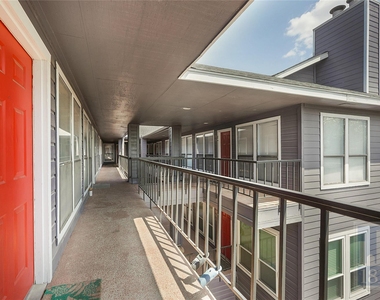 2804 Rio Grande St - Photo Thumbnail 18