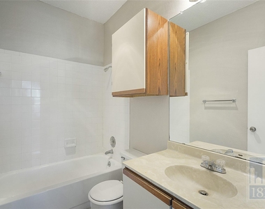 2804 Rio Grande St - Photo Thumbnail 16