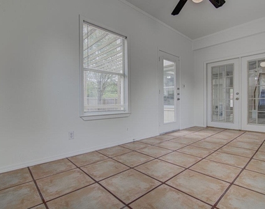 4300 Companeros Way - Photo Thumbnail 27