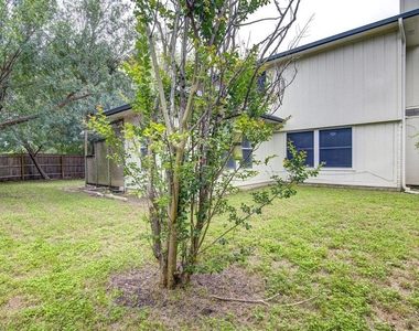 4300 Companeros Way - Photo Thumbnail 33