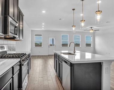 131 Adeline Rd - Photo Thumbnail 15