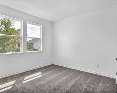 131 Adeline Rd - Photo Thumbnail 6