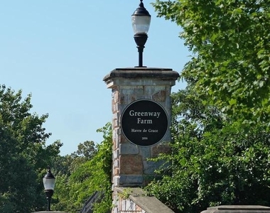 1670 Mohegan Drive - Photo Thumbnail 43