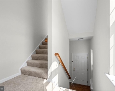 1670 Mohegan Drive - Photo Thumbnail 30