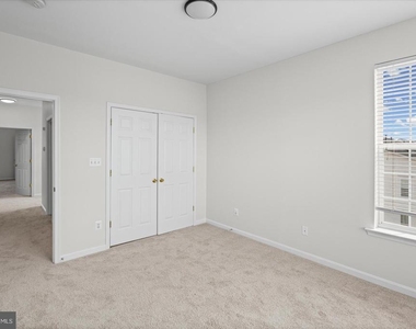 1670 Mohegan Drive - Photo Thumbnail 26