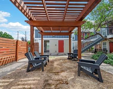 2512 Durwood St - Photo Thumbnail 9